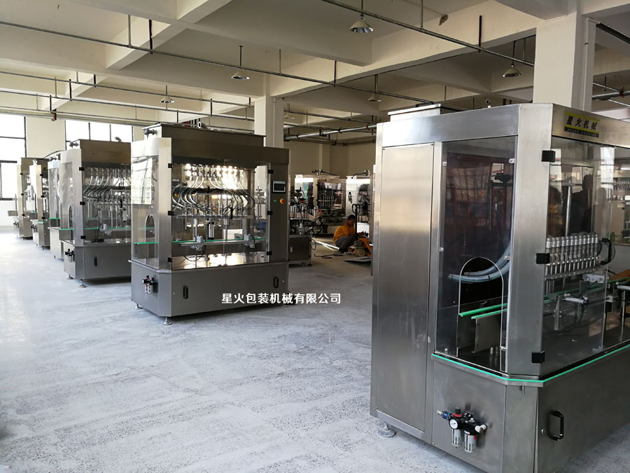 自動灌裝設備 旋蓋機 全自動上料設備 廠家 定做(圖2) 自動灌裝設備 旋蓋機 全自動上料設備 廠家 定做(圖2)